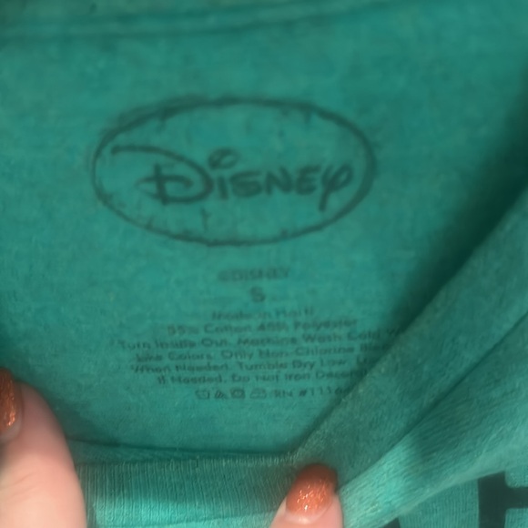 Vintage Disney Small Peter Pan tshirt - Picture 2 of 4
